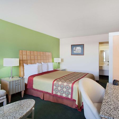 Days Inn By Wyndham Greeneville Exteriér fotografie