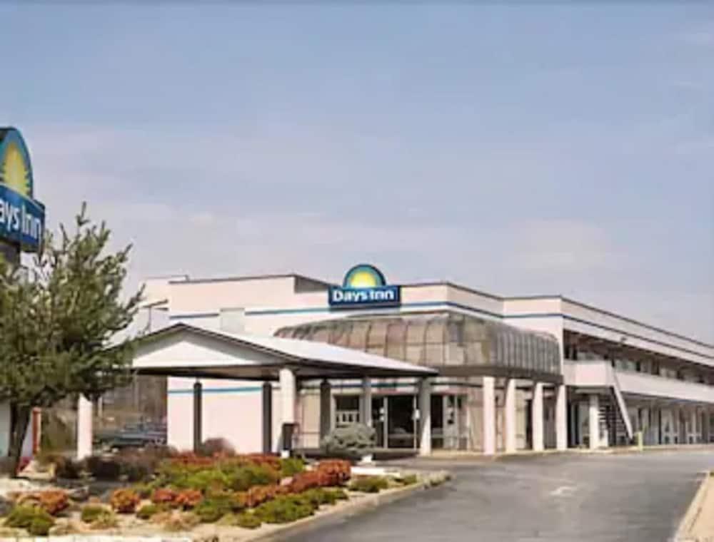 Days Inn By Wyndham Greeneville Exteriér fotografie