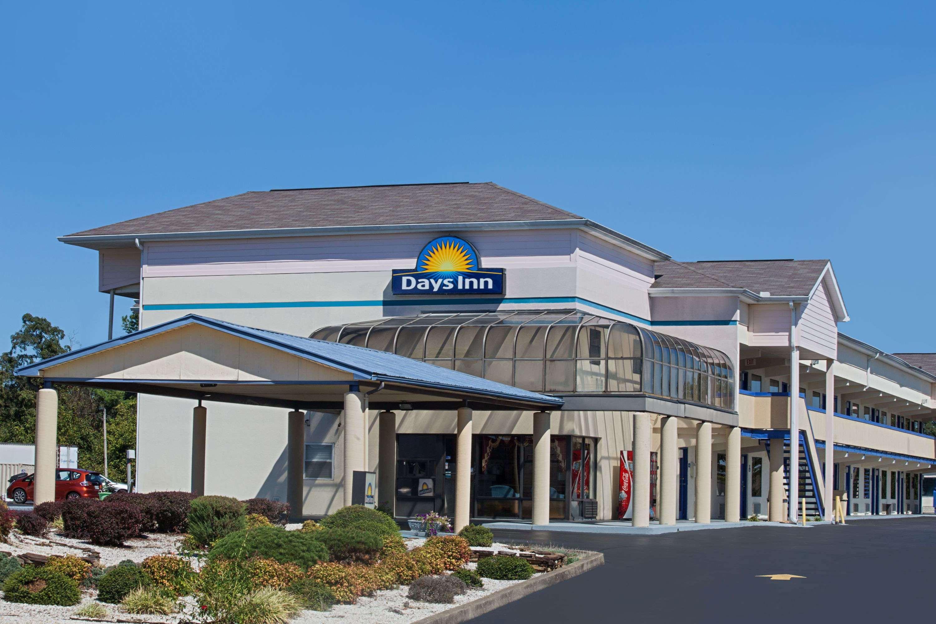 Days Inn By Wyndham Greeneville Exteriér fotografie